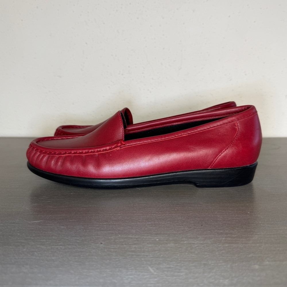 New SAS Simplify Red Leather Loafers Women's Sz 8.5 M Comfort Shoes Made in USA - Picture 2 of 7
